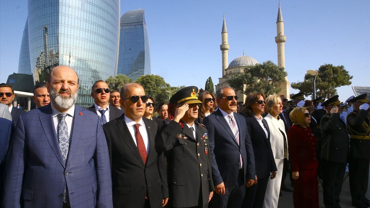 Bakü'de 30 Ağustos Zafer Bayramı Coşkuyla Kutlandı