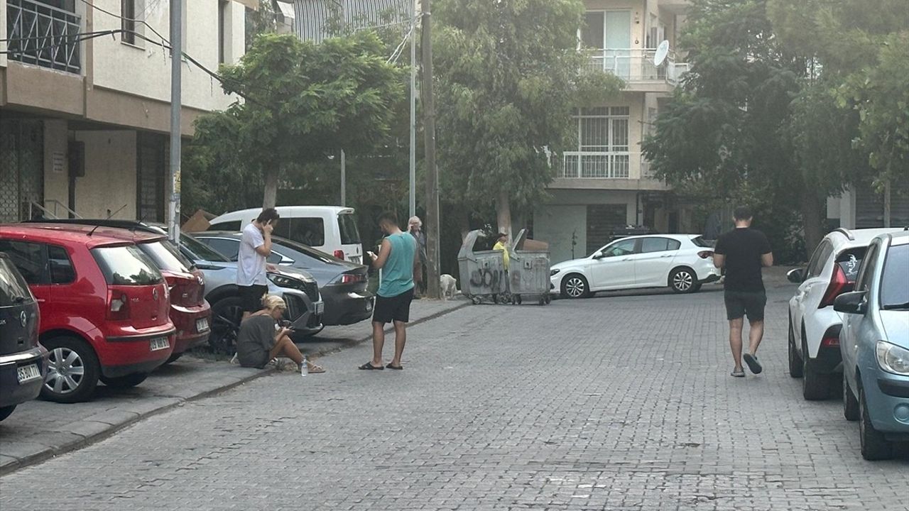 Balıkesir'de 6,1 Büyüklüğünde Deprem Meydana Geldi