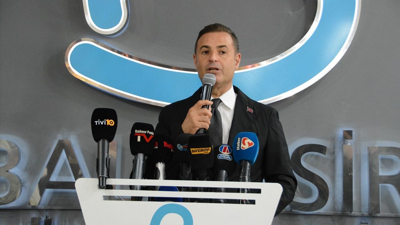 Balıkesir'de Deprem Sonrası Çalışmalar Devam Ediyor