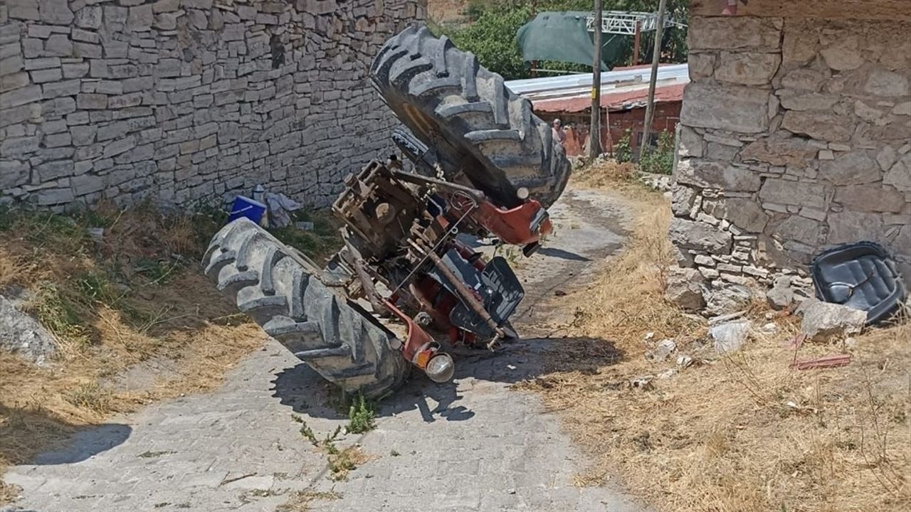 Balıkesir'de Trajik Traktör Kazası