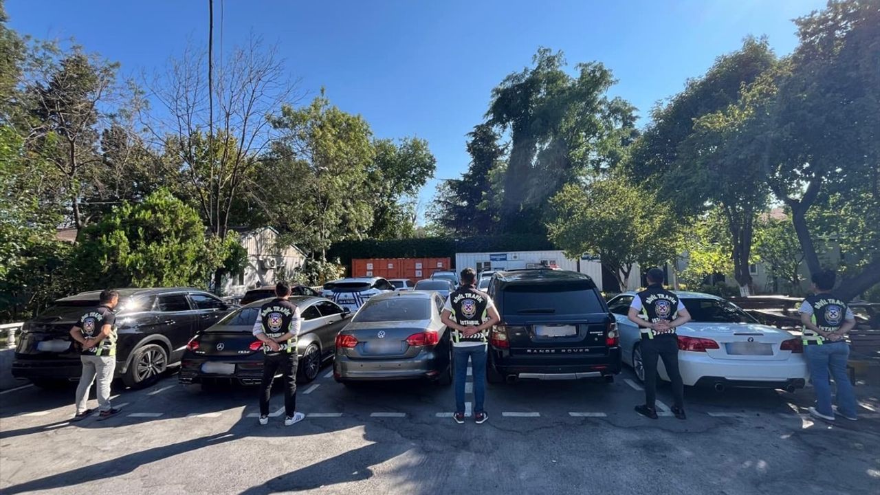 Bayrampaşa'da Trafik Güvenliğini Tehlikeye Düşüren Sürücülere Ceza