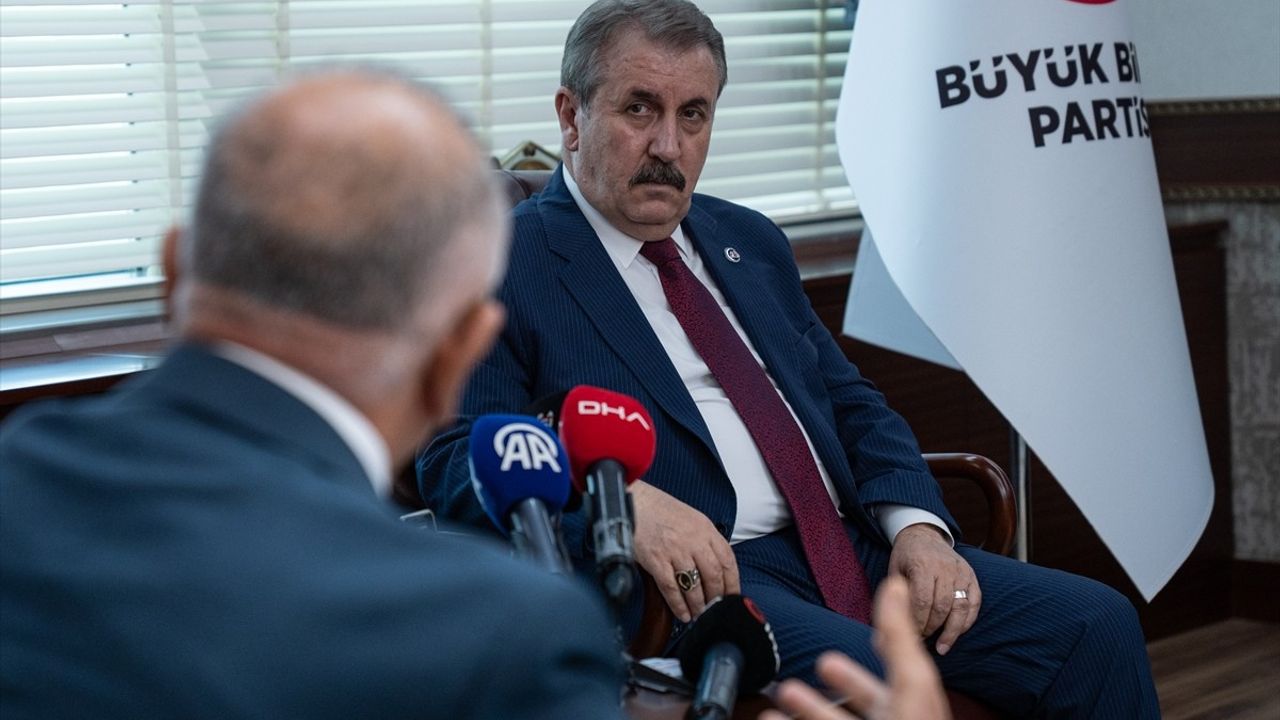 BBP Genel Başkanı Mustafa Destici, Cem Vakfı Heyetini Ağırladı