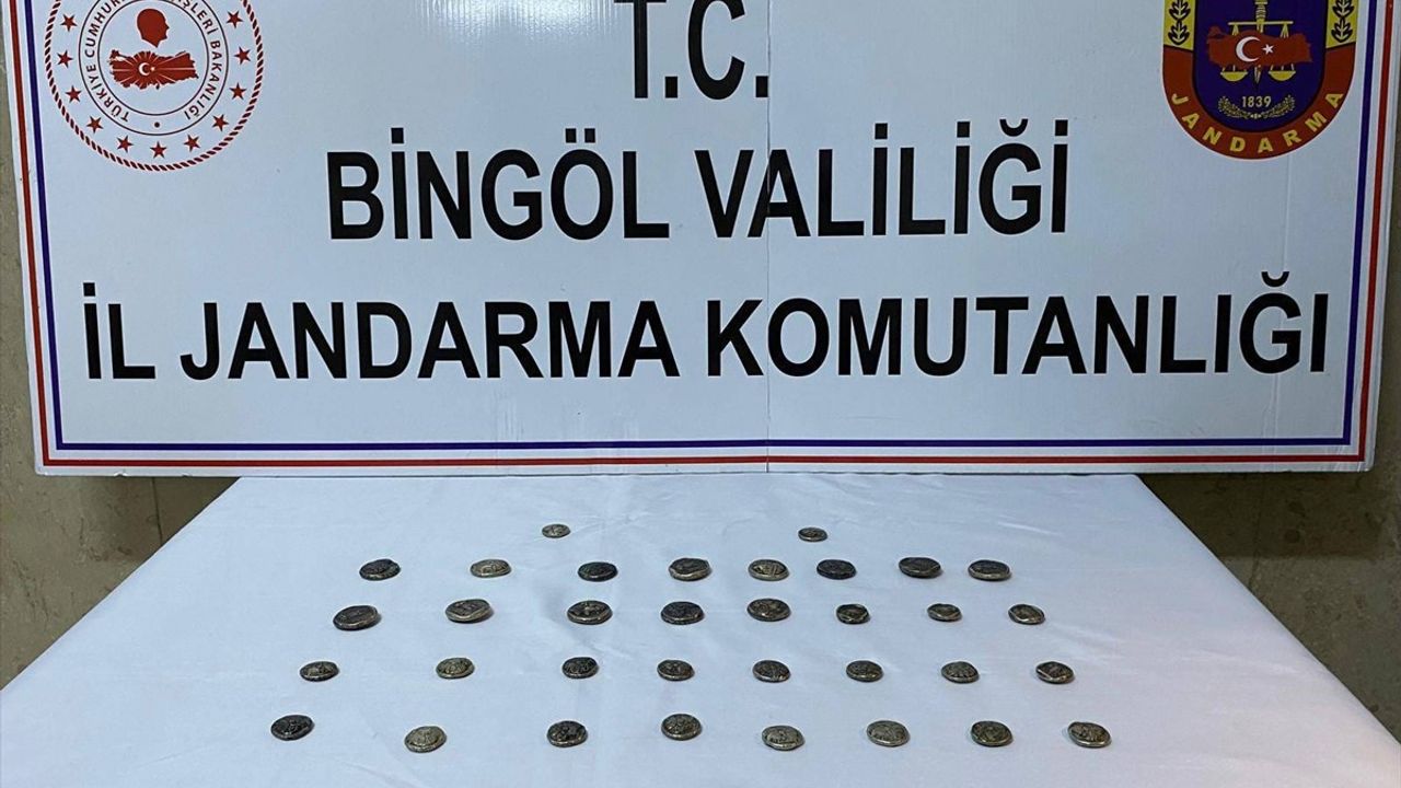Bingöl'de Tarihi Sikkeler Ele Geçirildi