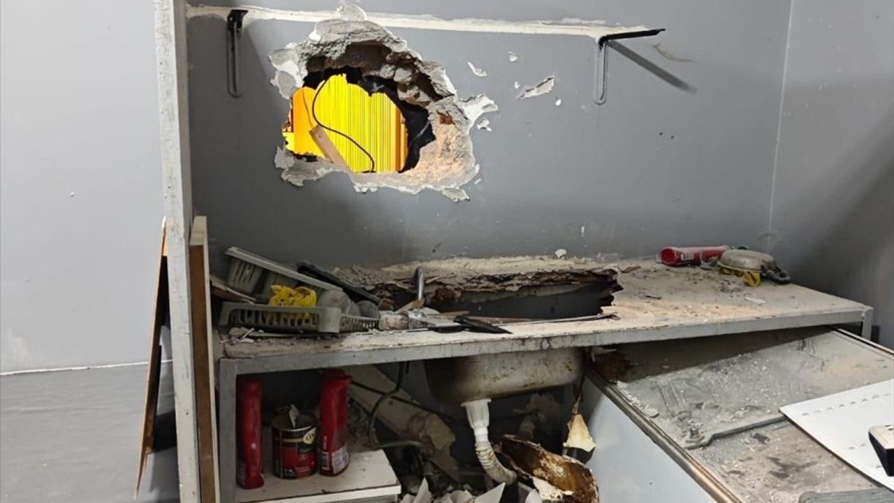 Bitlis'te Kuyumcu Hırsızlığı: 5 Şüpheli Yakalandı