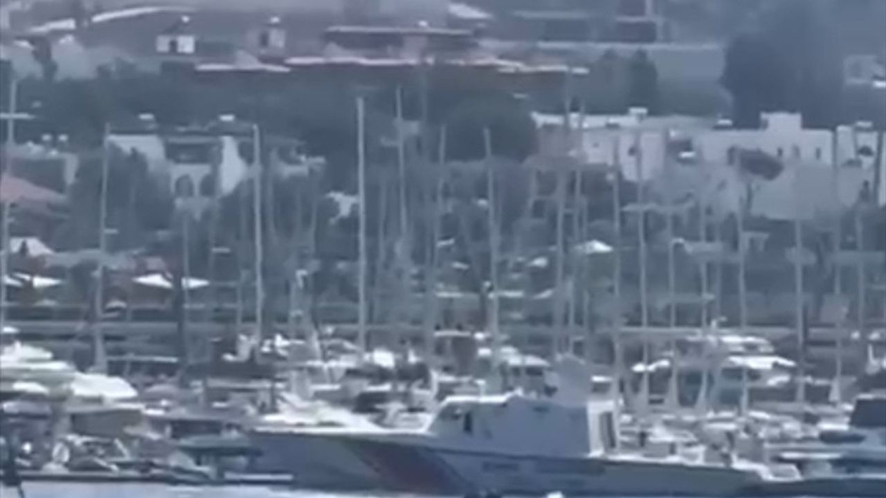 Bodrum'daki Motoryatta Yangın Kontrol Altına Alındı