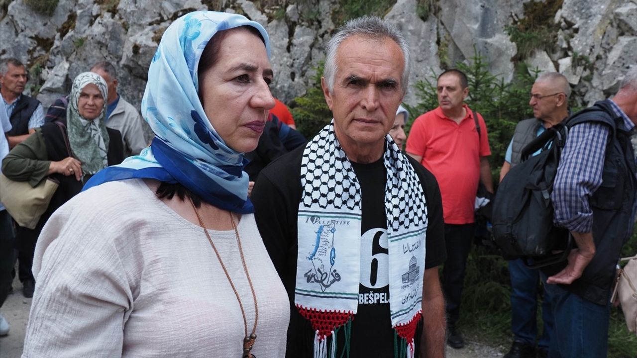 Bosna Hersek'te 224 Sivil Anıldı