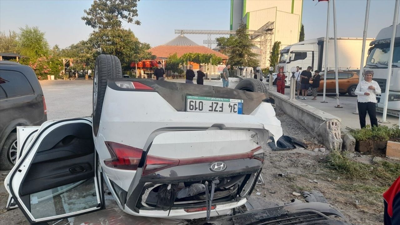 Burdur'da Panelvan Kazası: 6 Yaralı