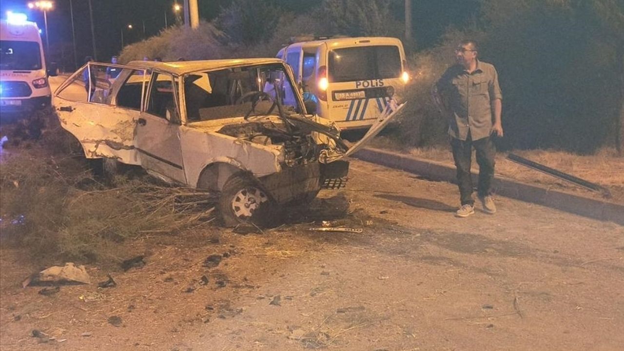 Burdur'da Polis Takibi Sonrası Kaza: 10 Yaralı