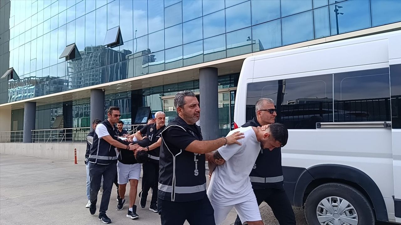 Bursa'da Suç Örgütü Operasyonu: 9 Tutuklama