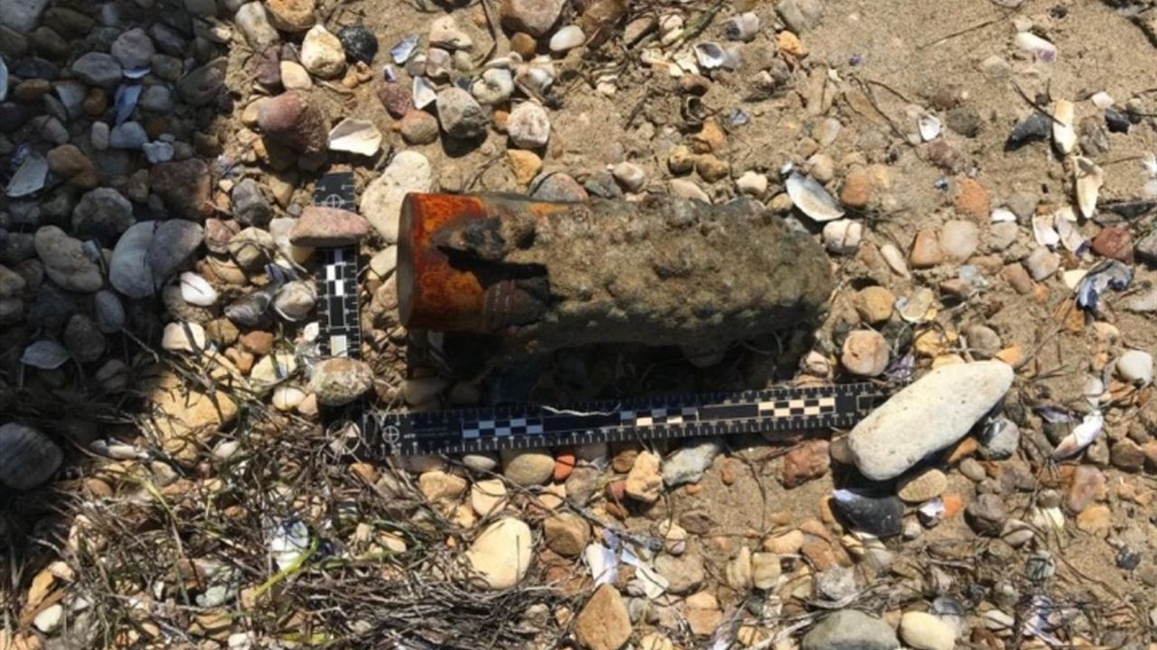 Çanakkale'de Patlamamış Top Mermisi Bulundu