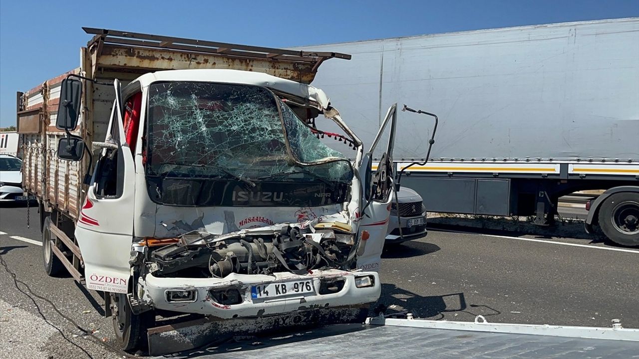 Çankırı'da Zincirleme Trafik Kazası: 1 Yaralı
