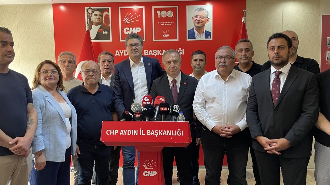 CHP Genel Başkan Yardımcıları Aydın'da Toplandı