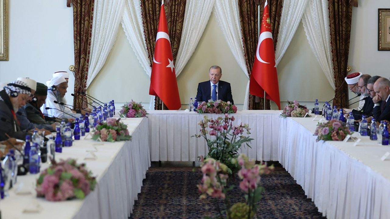 Cumhurbaşkanı Erdoğan, İslam Alimleriyle Gazze Konferansında Buluştu