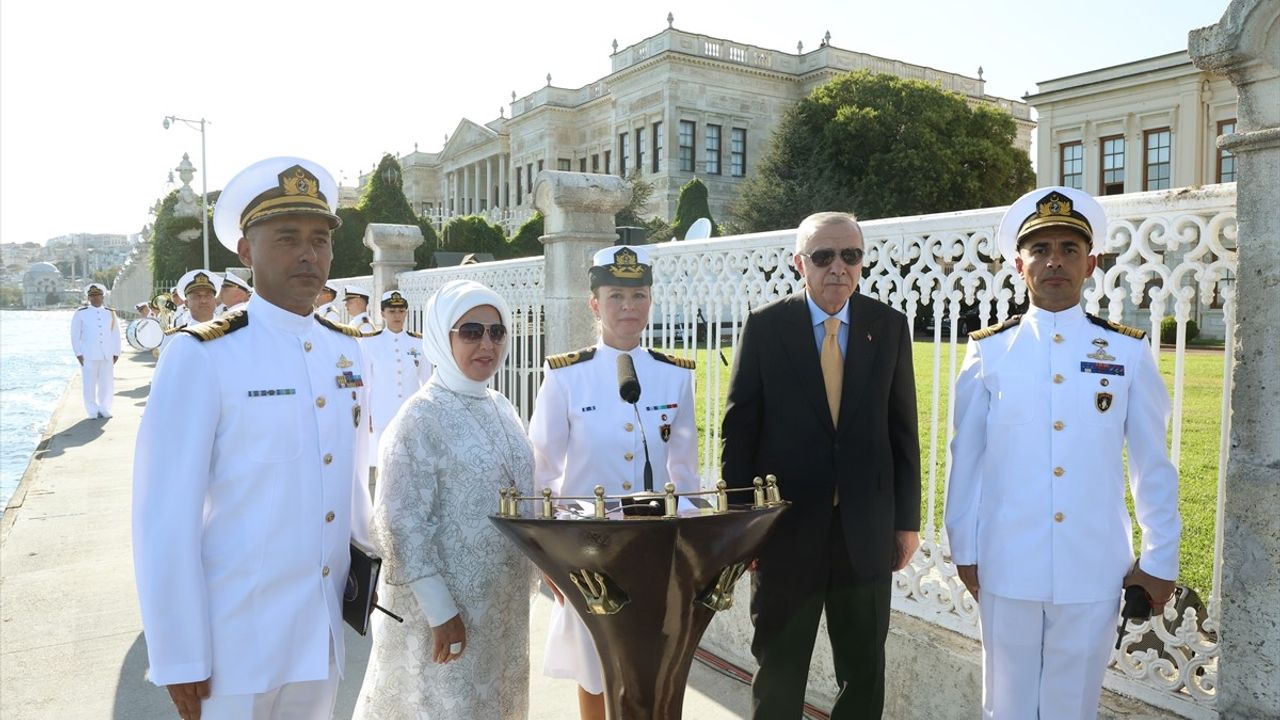 Cumhurbaşkanı Erdoğan, TEKNOFEST Mavi Vatan Töreninde Deniz Gücünü Selamladı