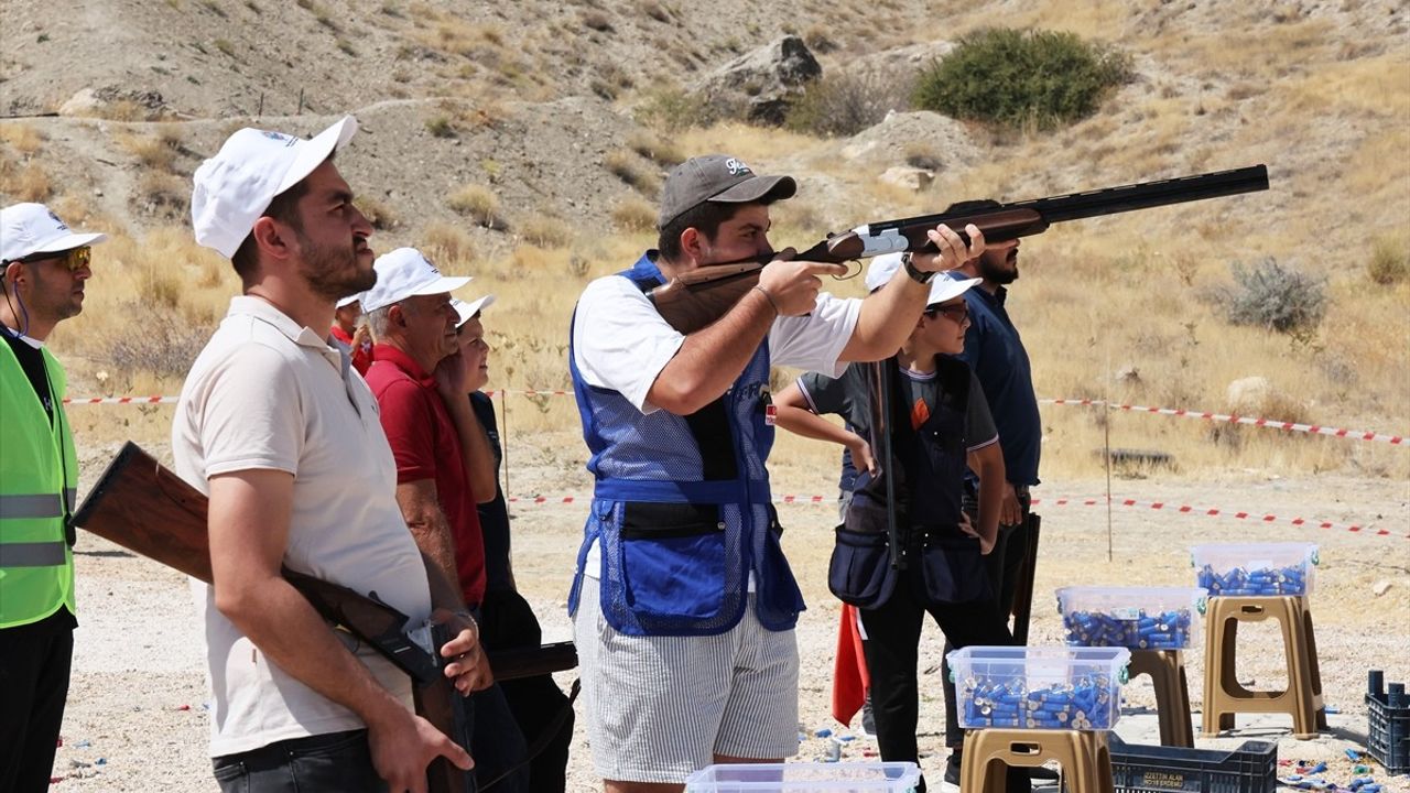 Darende'de Zengibar Karakucak Güreş ve Kültür Festivali'nde Trap Atışları Turnuvası Düzenlendi