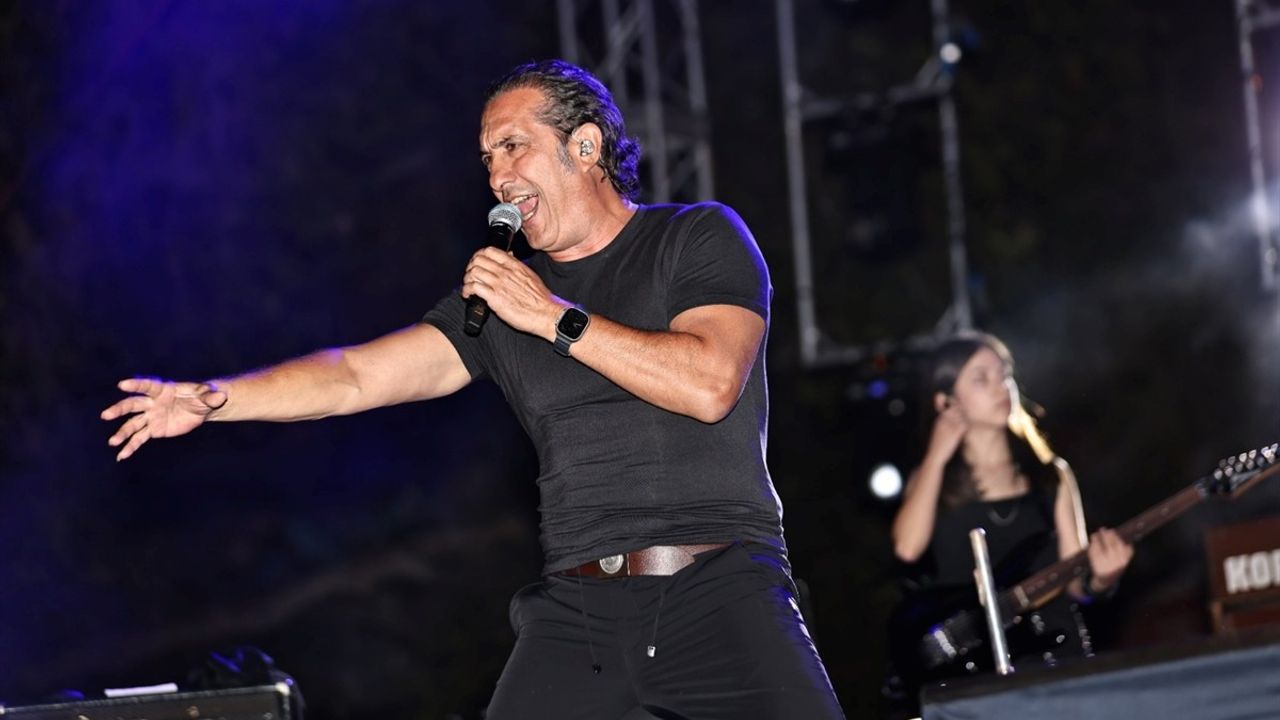 Denizli'de Kıraç Rüzgârı Esti