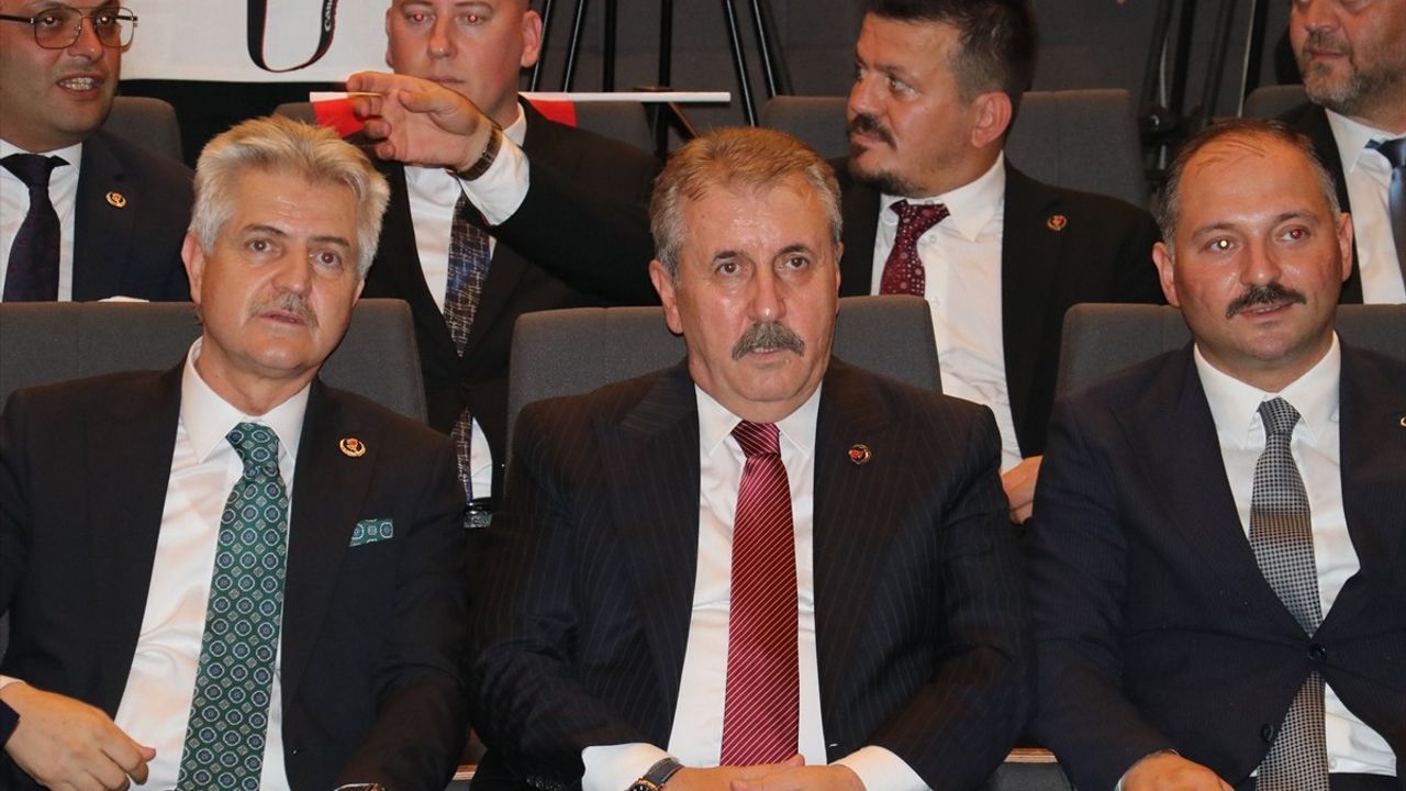 Destici: Gazze'deki Soykırıma Tepki Gösterdi