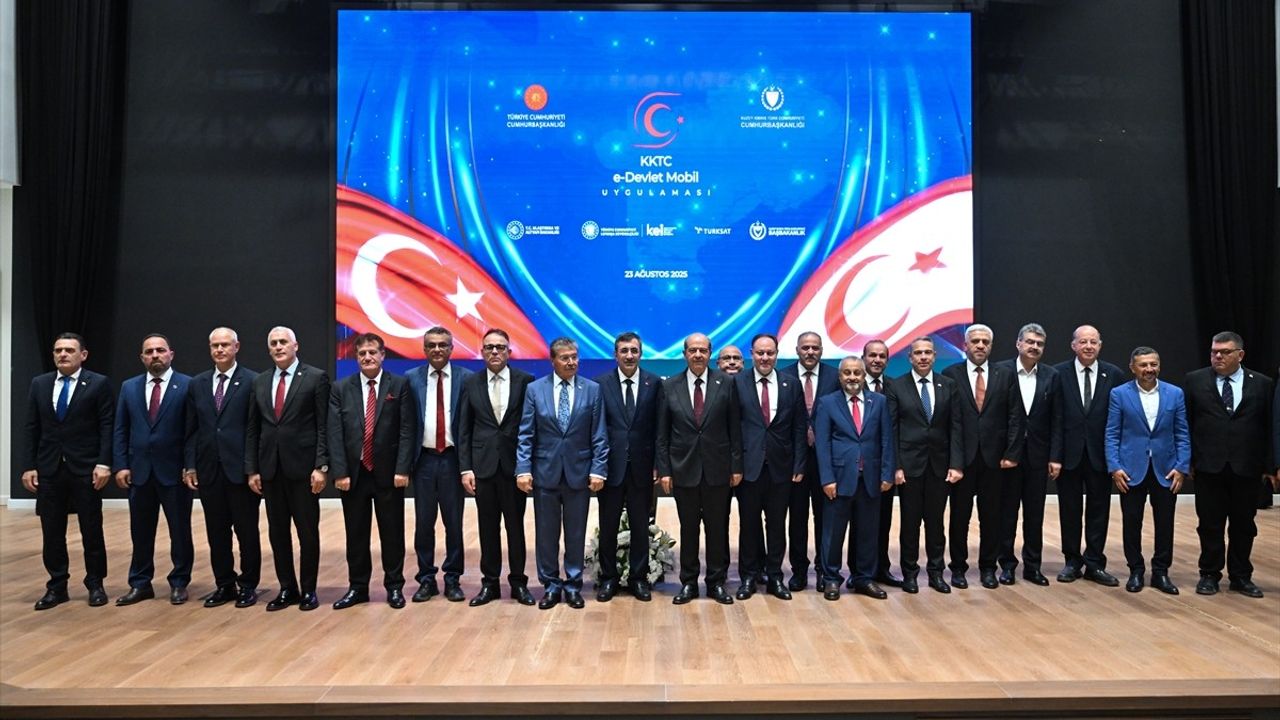 Dijital Dönüşümde Yeni Bir Adım: KKTC'de E-Devlet Mobil Uygulama Lansmanı