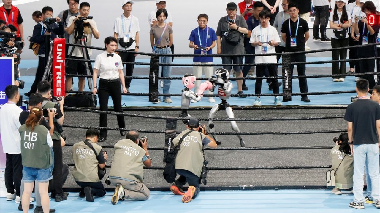 Dünya İnsansı Robot Oyunları Pekin'de Başladı