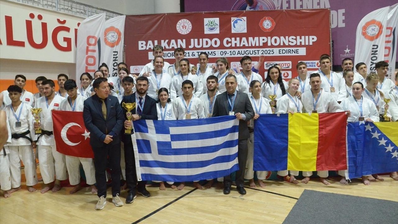 Edirne'de 21. Yaş Altı Balkan Judo Şampiyonası Tamamlandı