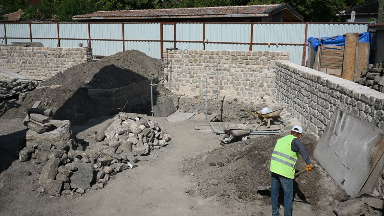 Edirne'deki Şeyh Şüceaddin Camisi Restorasyonu Devam Ediyor