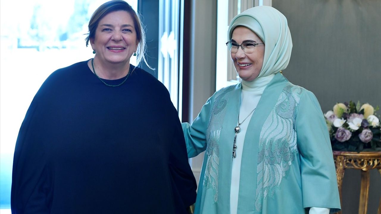 Emine Erdoğan ve Tamar Bagrationi Çevre ve Kültürel İşbirliğini Görüştü