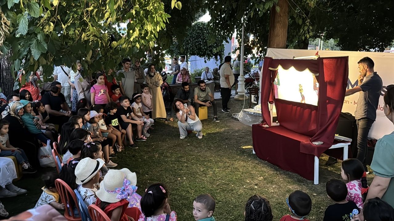 Erzincan'da Yaşayan Miras Festivali Coşkuyla Devam Ediyor