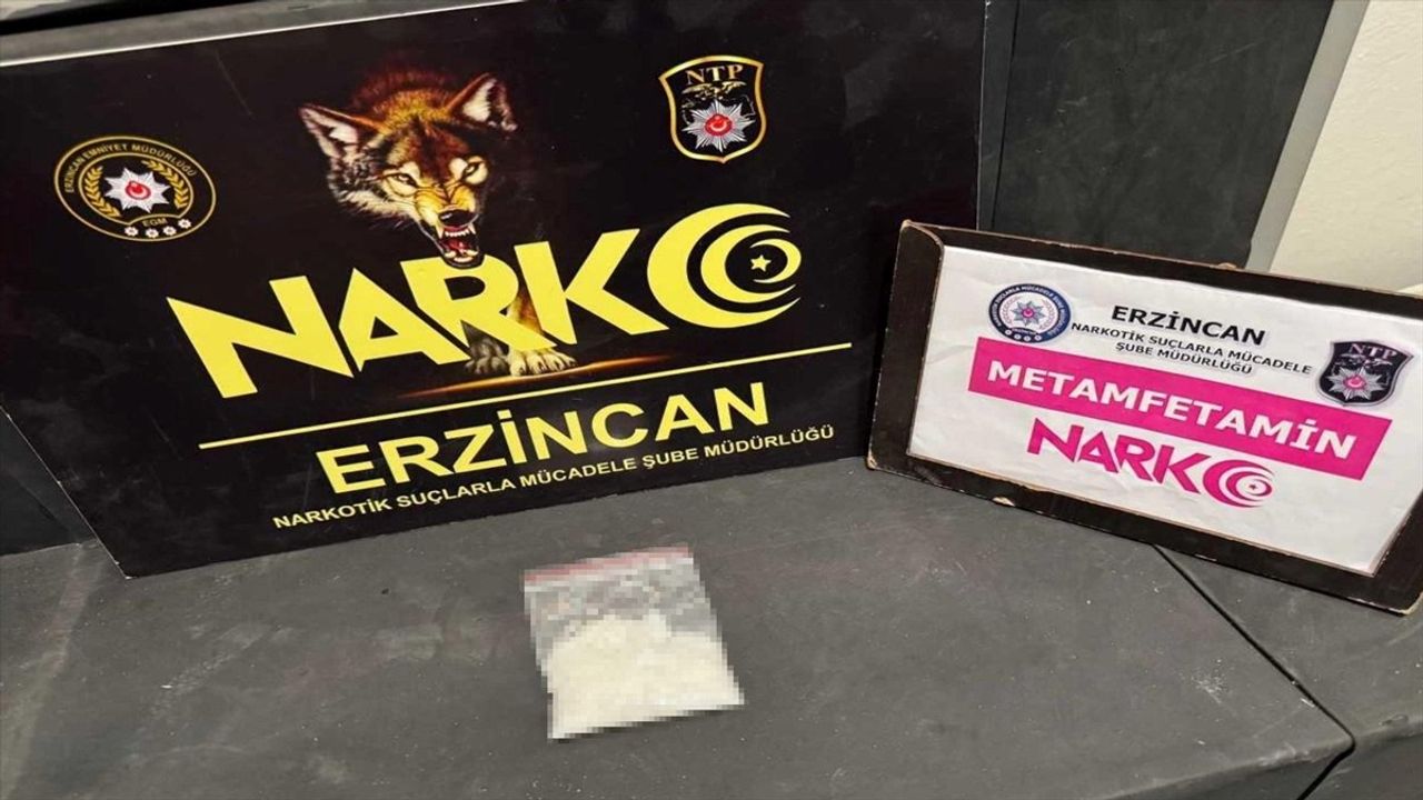 Erzincan'da Yolcu Otobüsünde Uyuşturucu Yakalandı