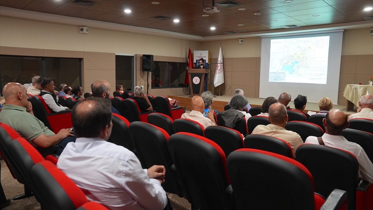Erzurum'da Karaz Kültürü Uluslararası Sempozyumu Gerçekleşti