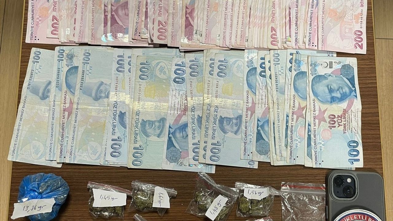 Esenyurt'ta Uyuşturucuyla Yakalanan Şüpheli Tutuklandı