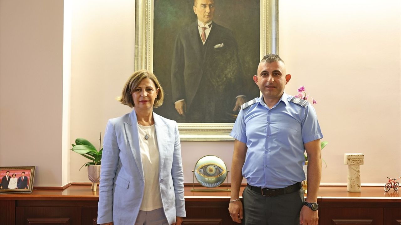 Eskişehir'de Otobüs Şoföründen Örnek Davranış