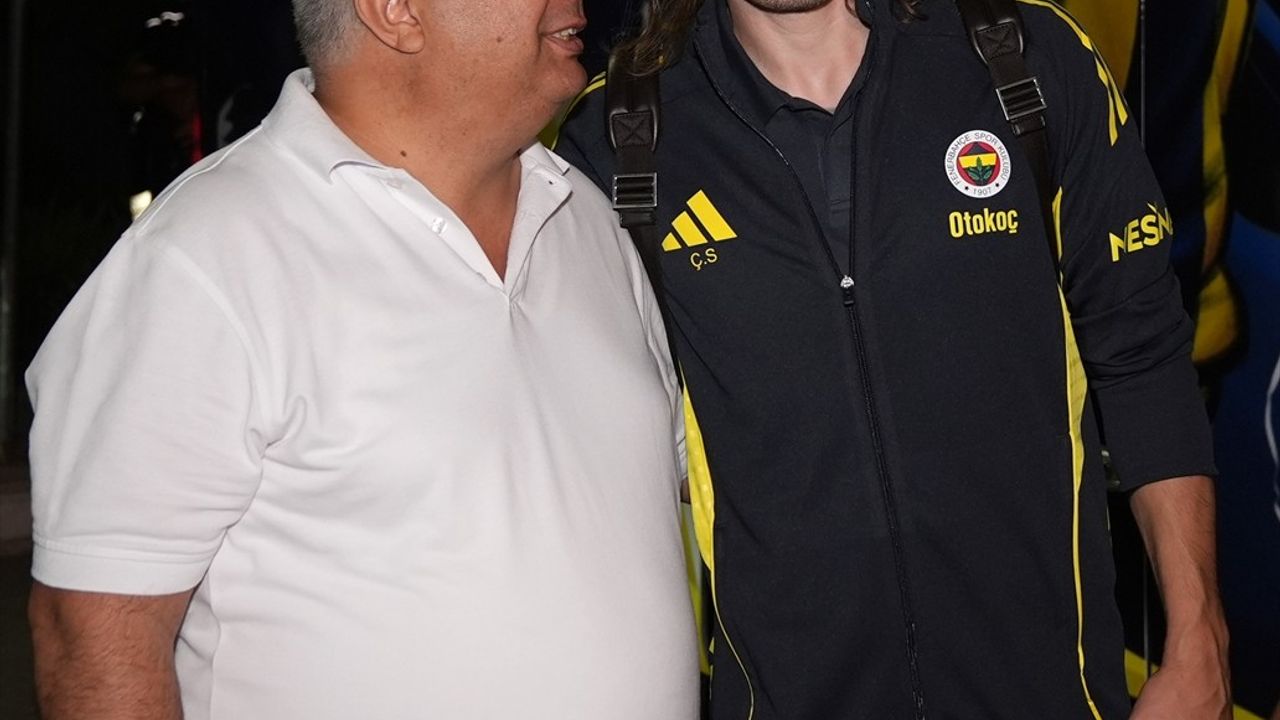 Fenerbahçe, İzmir'de Göztepe Maçına Hazır