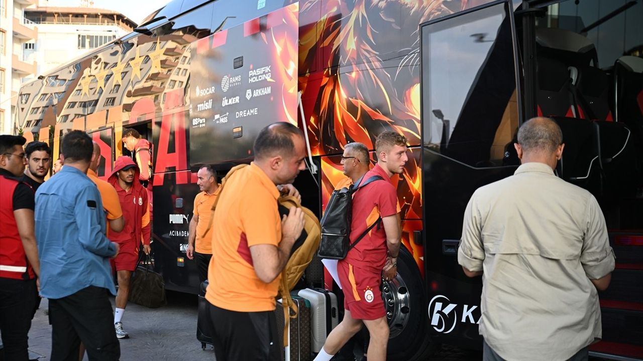 Galatasaray Gaziantep'te Süper Lig Mücadelesine Hazırlanıyor