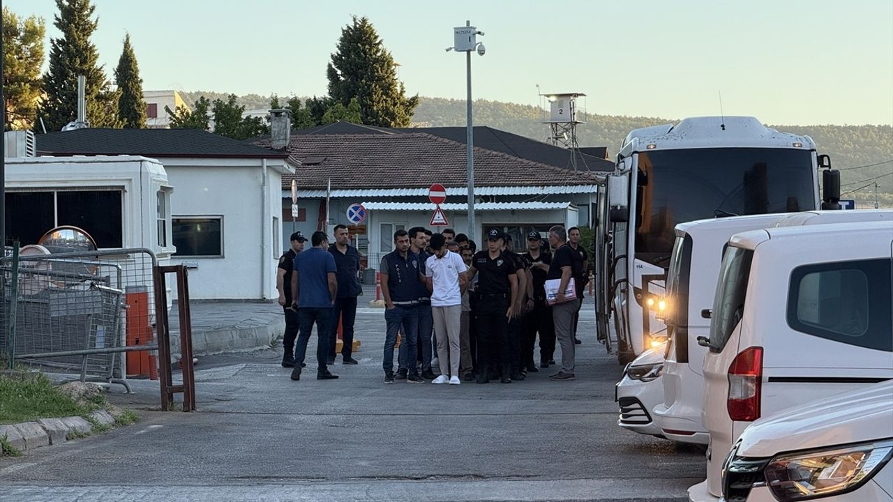 Gaziantep'te Çetenin Gasbı Engellendi