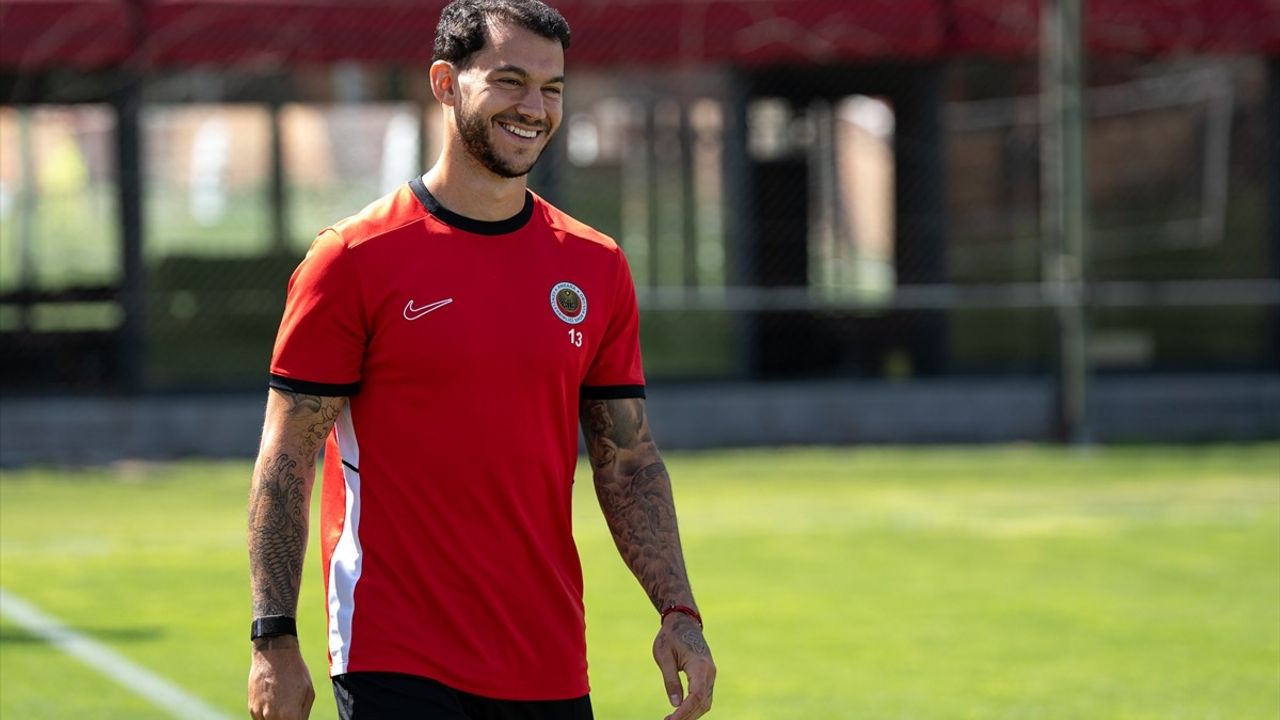 Gençlerbirliği, Onyekuru ile Yeni Sezona Hazırlanıyor