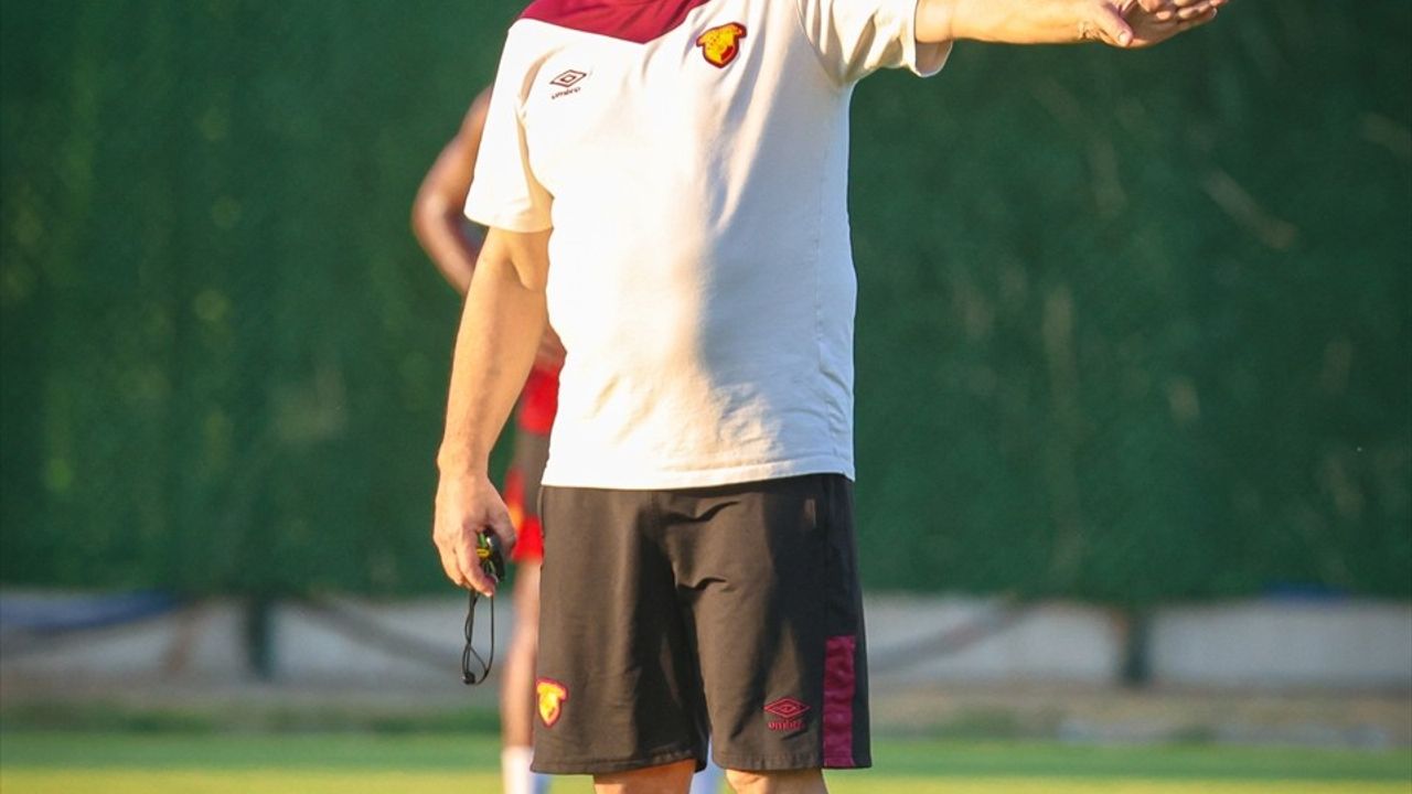 Göztepe, Fenerbahçe Maçına Hazırlıklarını Sürdürüyor