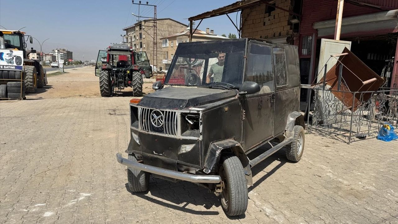 Hakkari'den Yerel Başarı: Genç Lastik Tamircisi Kendi Arazi Araçını Üretti