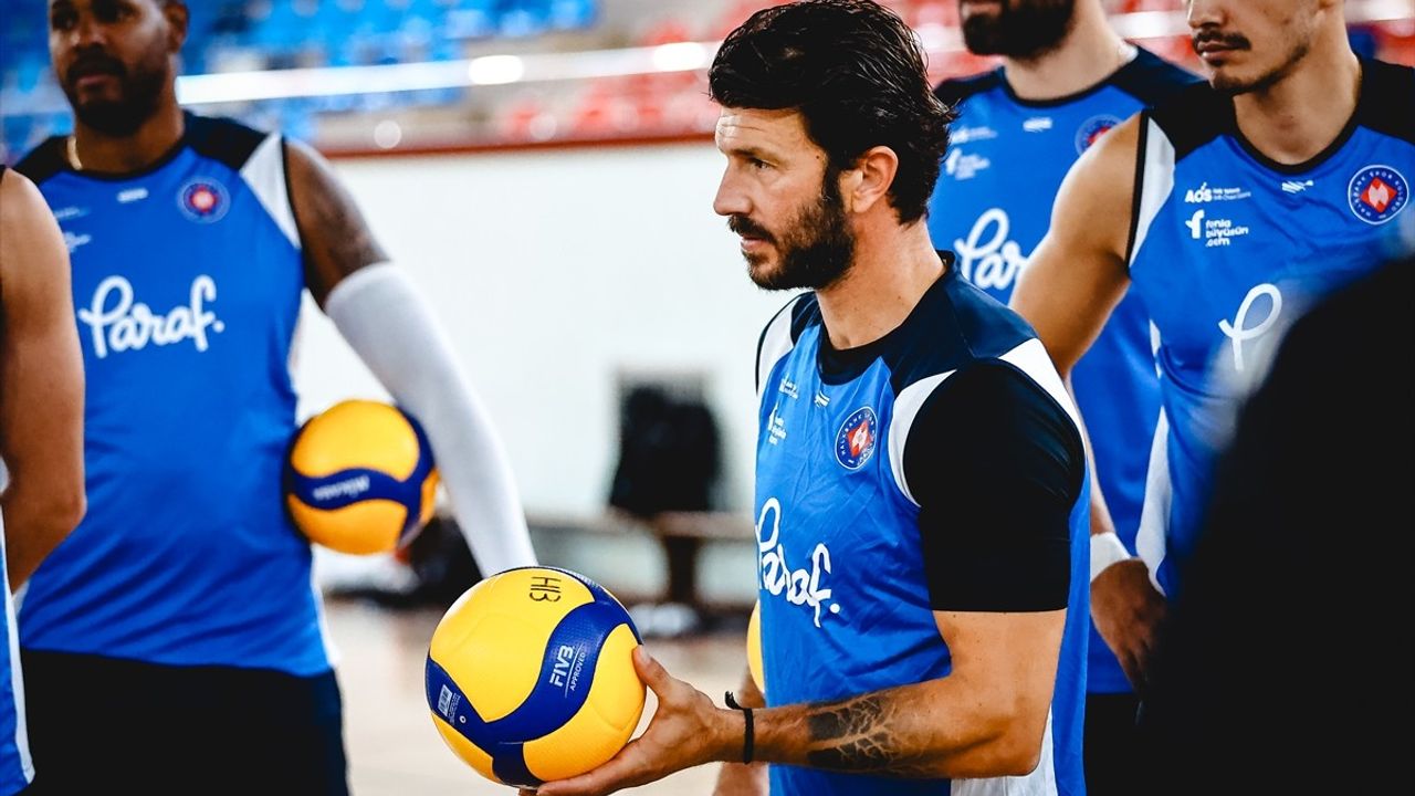 Halkbank Voleybol Takımı'ndan Şampiyonluk Hedefi