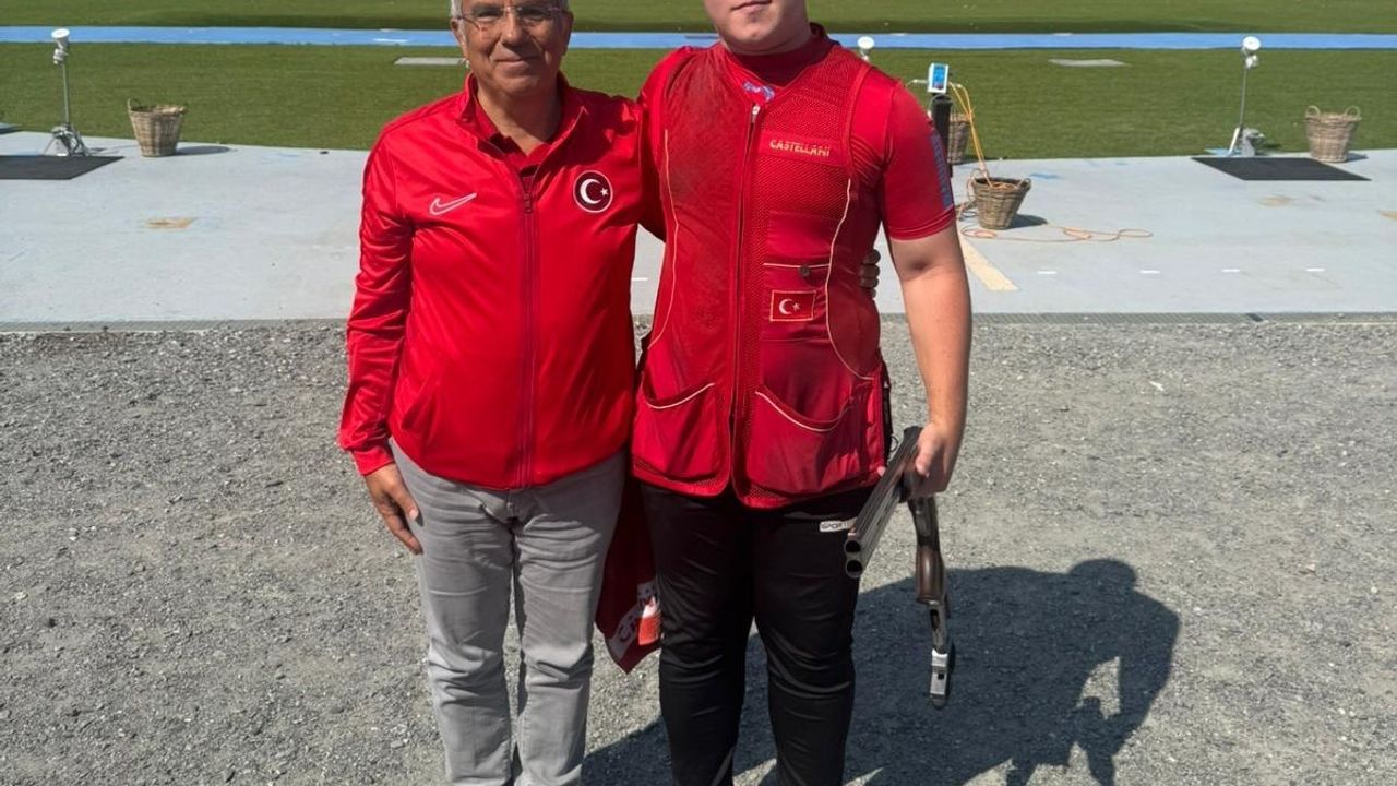 Hüseyin Efe Özmen, Avrupa Şampiyonası'nda Altın Madalya Kazandı