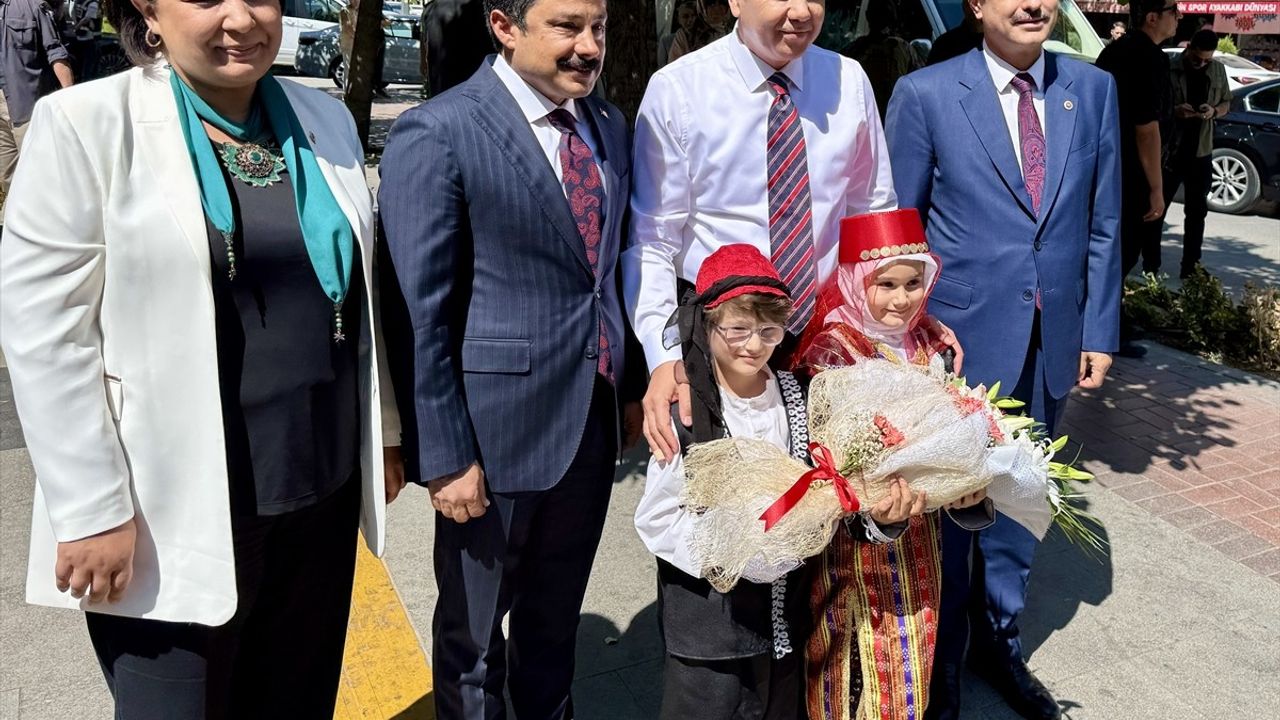 İçişleri Bakanı Ali Yerlikaya Kırşehir'de Ziyaretler Gerçekleştirdi