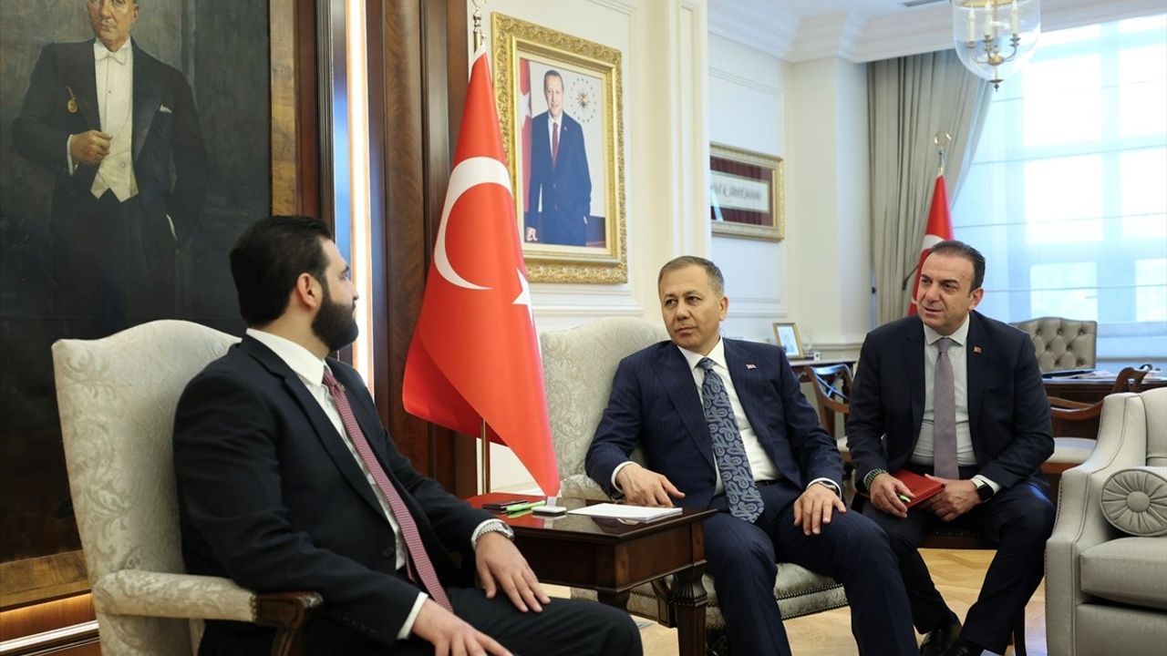 İçişleri Bakanı Yerlikaya ve Suriye İçişleri Bakanı Hattab Arasında Görüşme