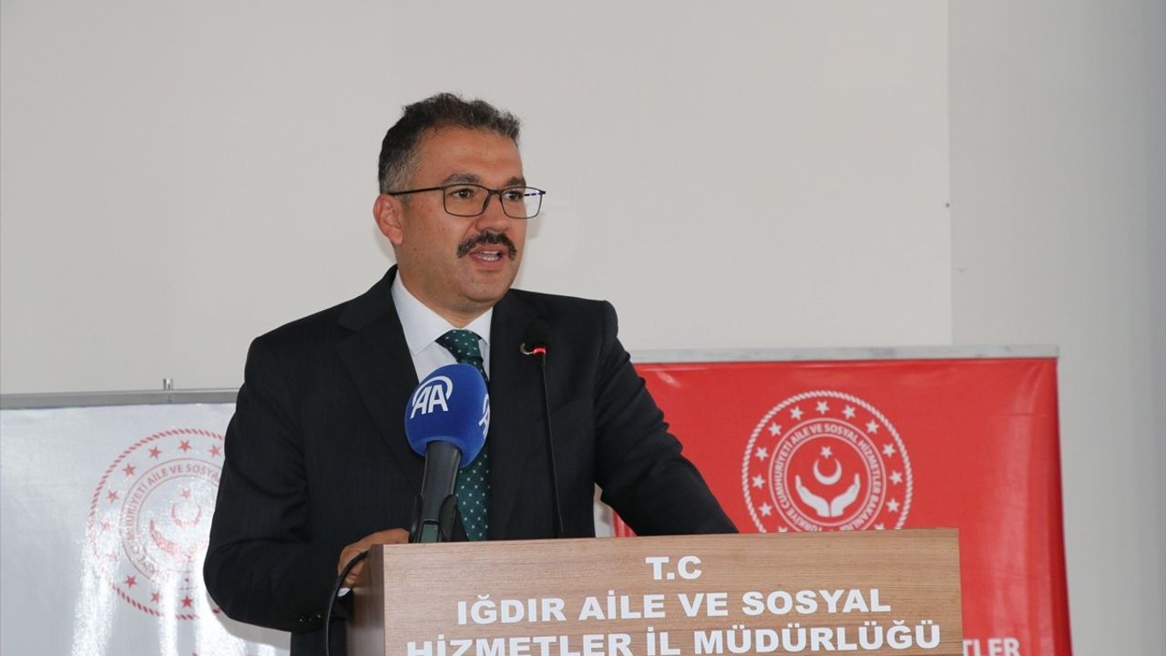 Iğdır'da Yaşlılık Çalıştayı Düzenlendi