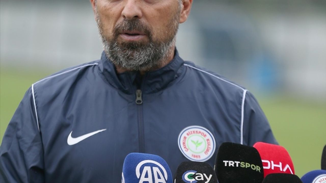 İlhan Palut: "Taraftarımızın Önünde Güzel Bir Oyun Oynayacağız"