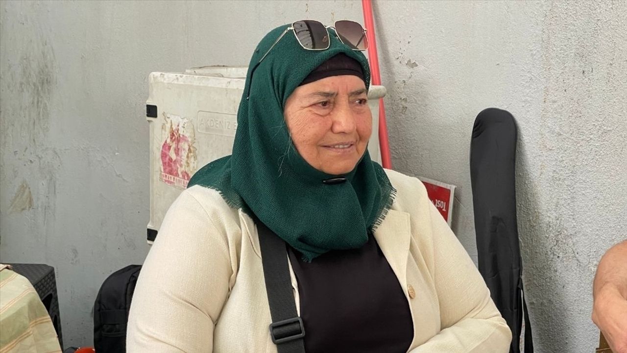 Isparta'da Depremzedelere Moral Veren Müzik