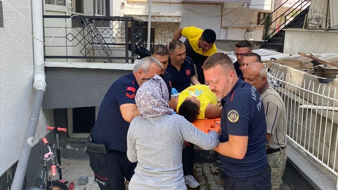 Isparta'da Oyun Kazası: 12 Yaşındaki Çocuk Yaralandı