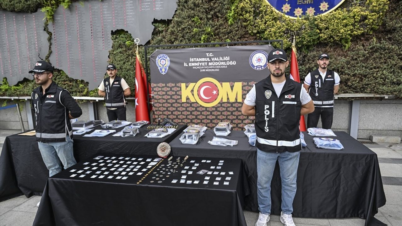 İstanbul'da Değerli Taş Kaçakçılığı Operasyonu: 43 Gözaltı