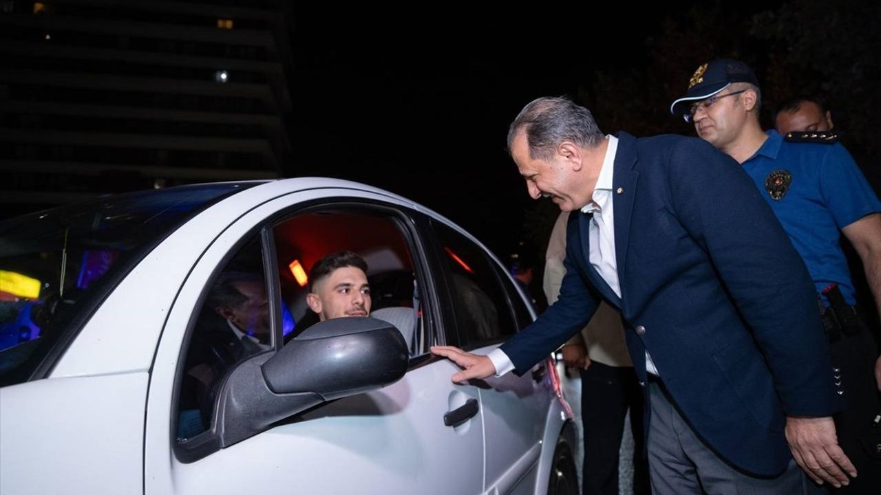 İstanbul'da Huzur İstanbul Uygulamasında 677 Gözaltı