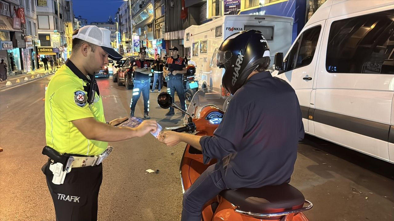 İstanbul'da Polis Helikopterli Huzur Uygulaması Gerçekleştirildi