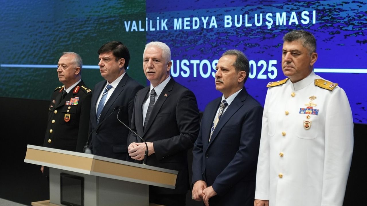 İstanbul'da Suç Oranları Azalıyor: Vali Gül Açıklamalarda Bulundu