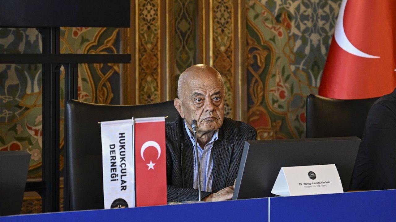 İstanbul'da 'Terörsüz Türkiye ve Hukuk' Paneli Gerçekleşti